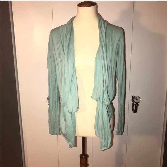 Bundle of two (mint & tiffany) green light weight sweaters - Picture 7 of 12